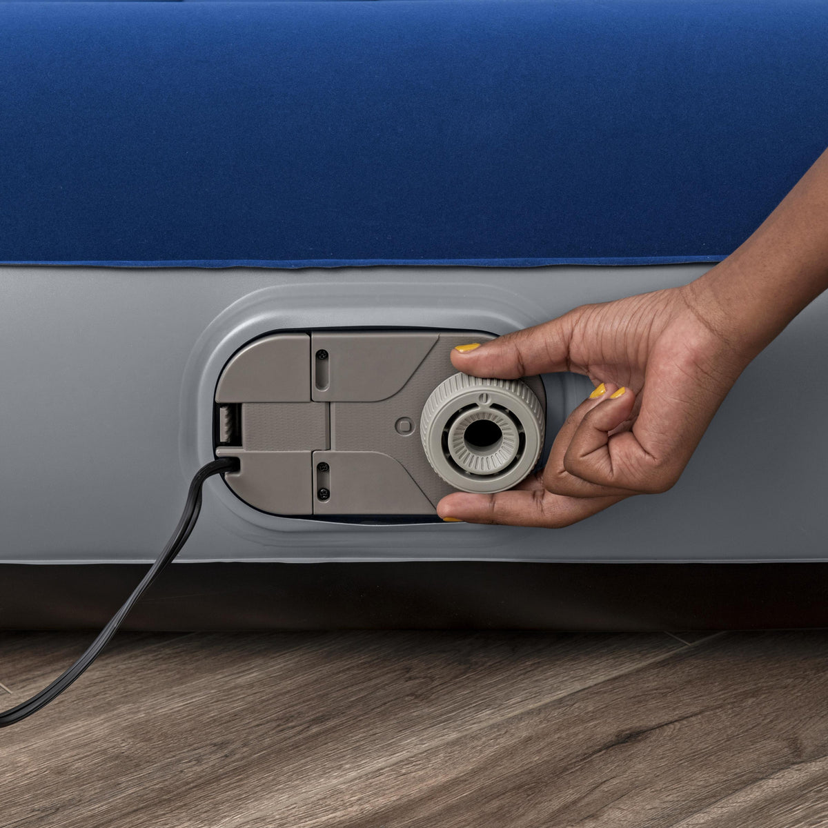 Bestway Tritech Air Mattress Twin 12” with Built-in AC Pump