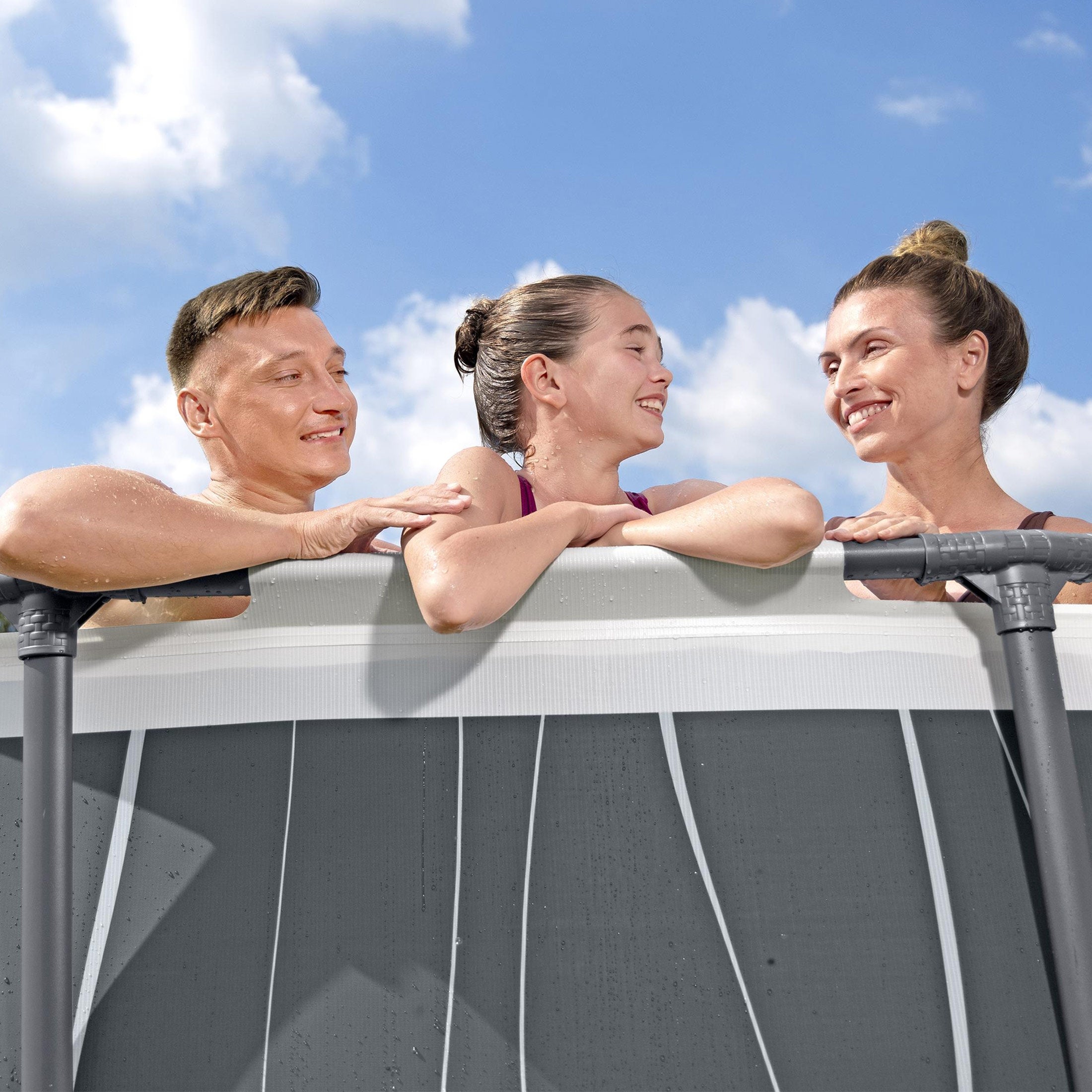 Piscine hors sol ronde Bestway Steel Pro MAX 15 pi x 42 po avec éclairage LED